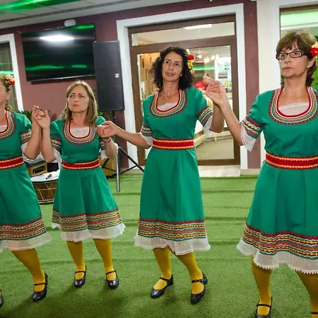 Хотелски Комплекс Кремен *