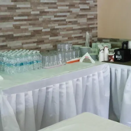 Хотелски Комплекс Кремен Hotel *