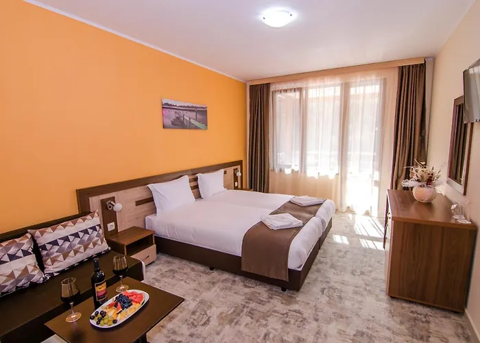 Hotel Хотелски Комплекс Кремен Kirkovo (Kardzhali)