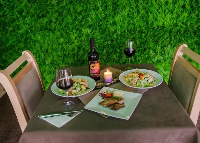 Hotel Хотелски Комплекс Кремен Kirkovo (Kardzhali)