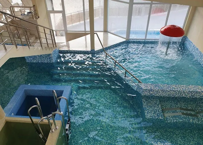 Хотелски Комплекс Кремен Hotel *