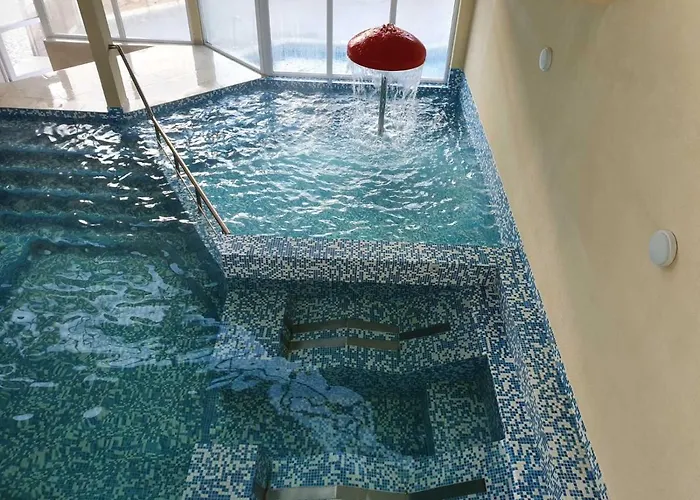 Хотелски Комплекс Кремен *